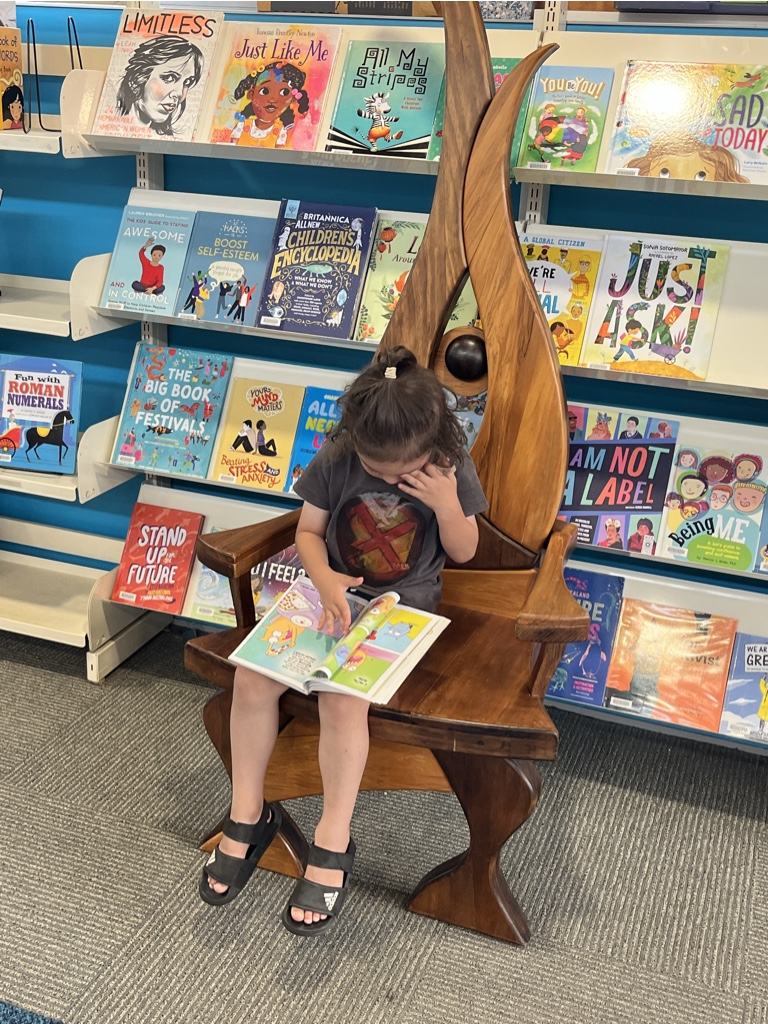 Choosing books on a trip